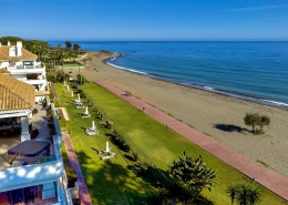 8 Heaven beach is an Exclusive Beachfront complex located in Guadalmansa Playa