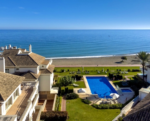 10 Heaven beach is an Exclusive Beachfront complex located in Guadalmansa Playa