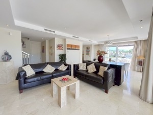 Heaven Beach penthouse in Estepona