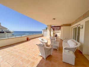 Heaven Beach penthouse in Estepona