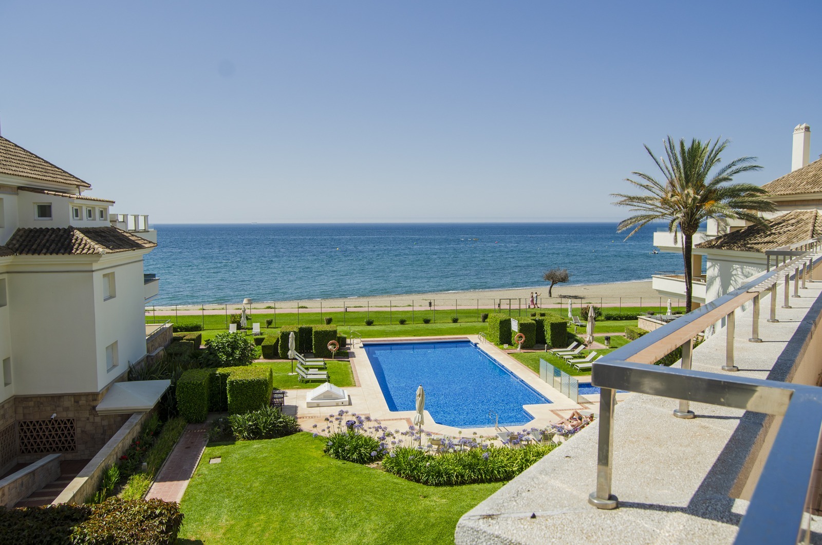 Heaven Beach penthouse in Estepona